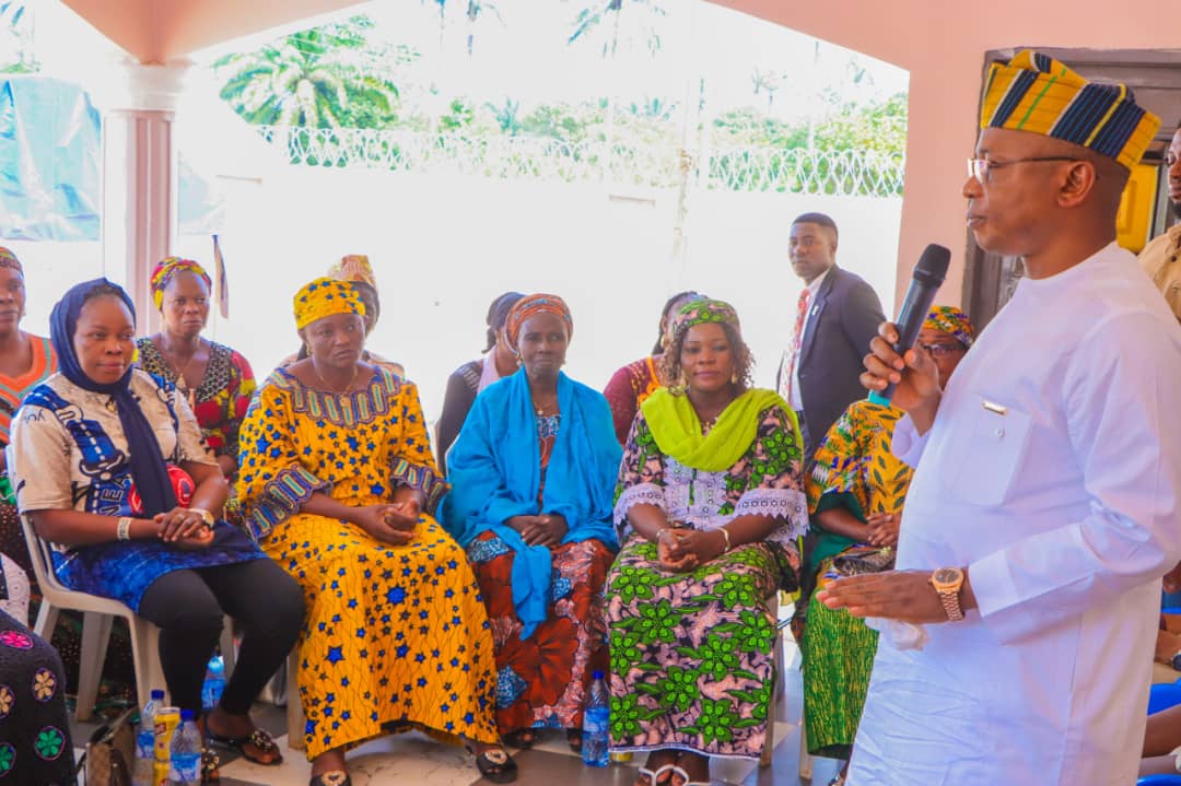 Deputy Governor of Kogi State, His Excellency Comrade Joel Salifu, has counseled the Council Chairmen, Vice Chairpersons, and the legislative council leaders